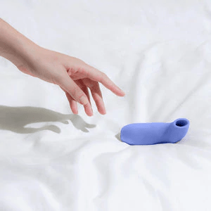 Dame Aer – Periwinkle Clitoral Suction Toy - HeldInBliss